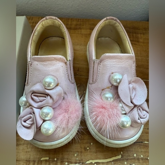 Tina Mur Toddler shoes size 5 pink fancy sneaker’s - Picture 1 of 6